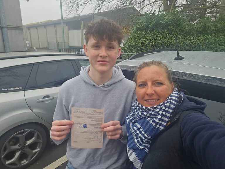 WhatsApp Image 2025-03-28 at 08.12.00 (1)